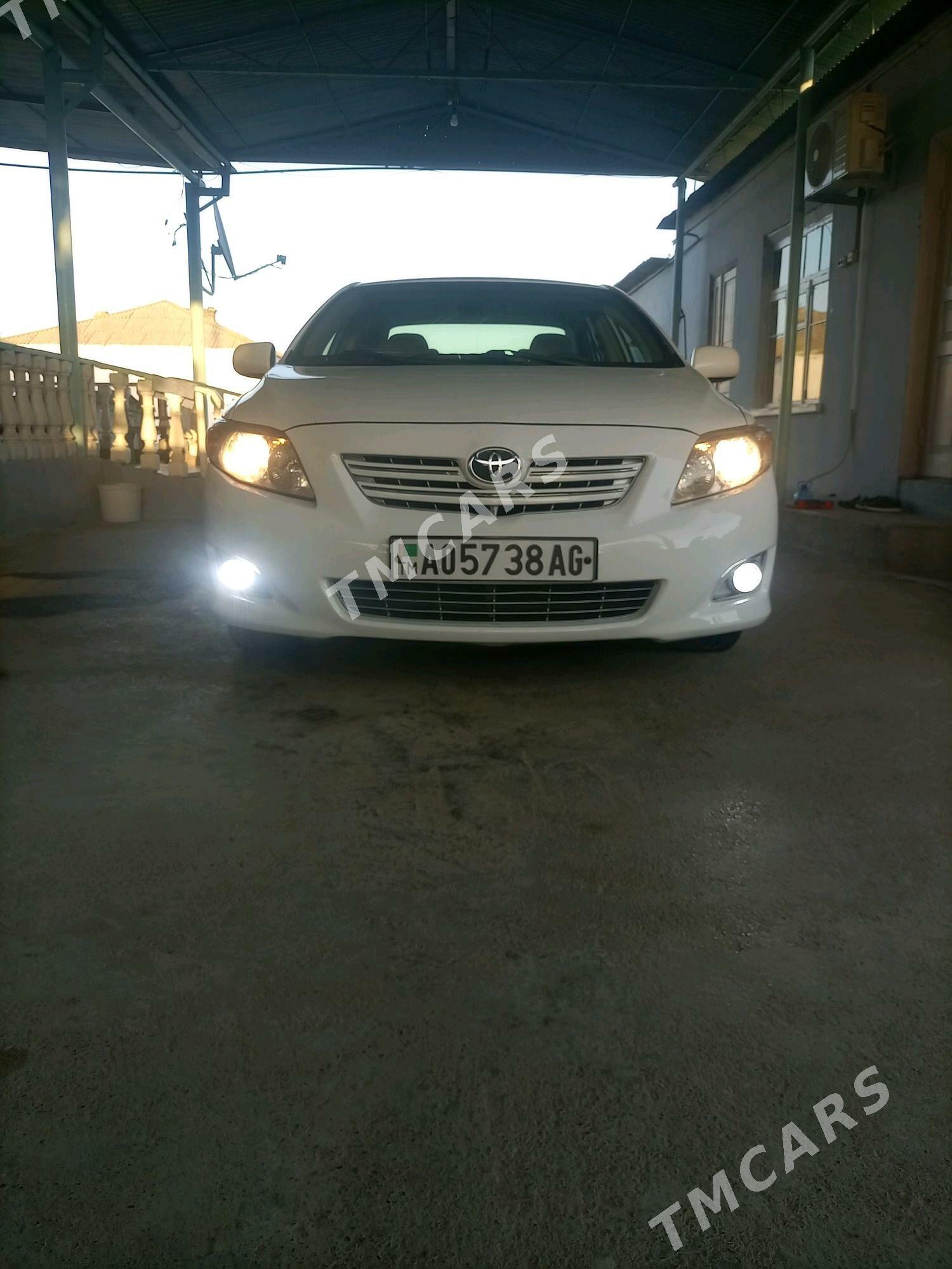 Toyota Corolla 2010 - 145 000 TMT - Ашхабад - img 2