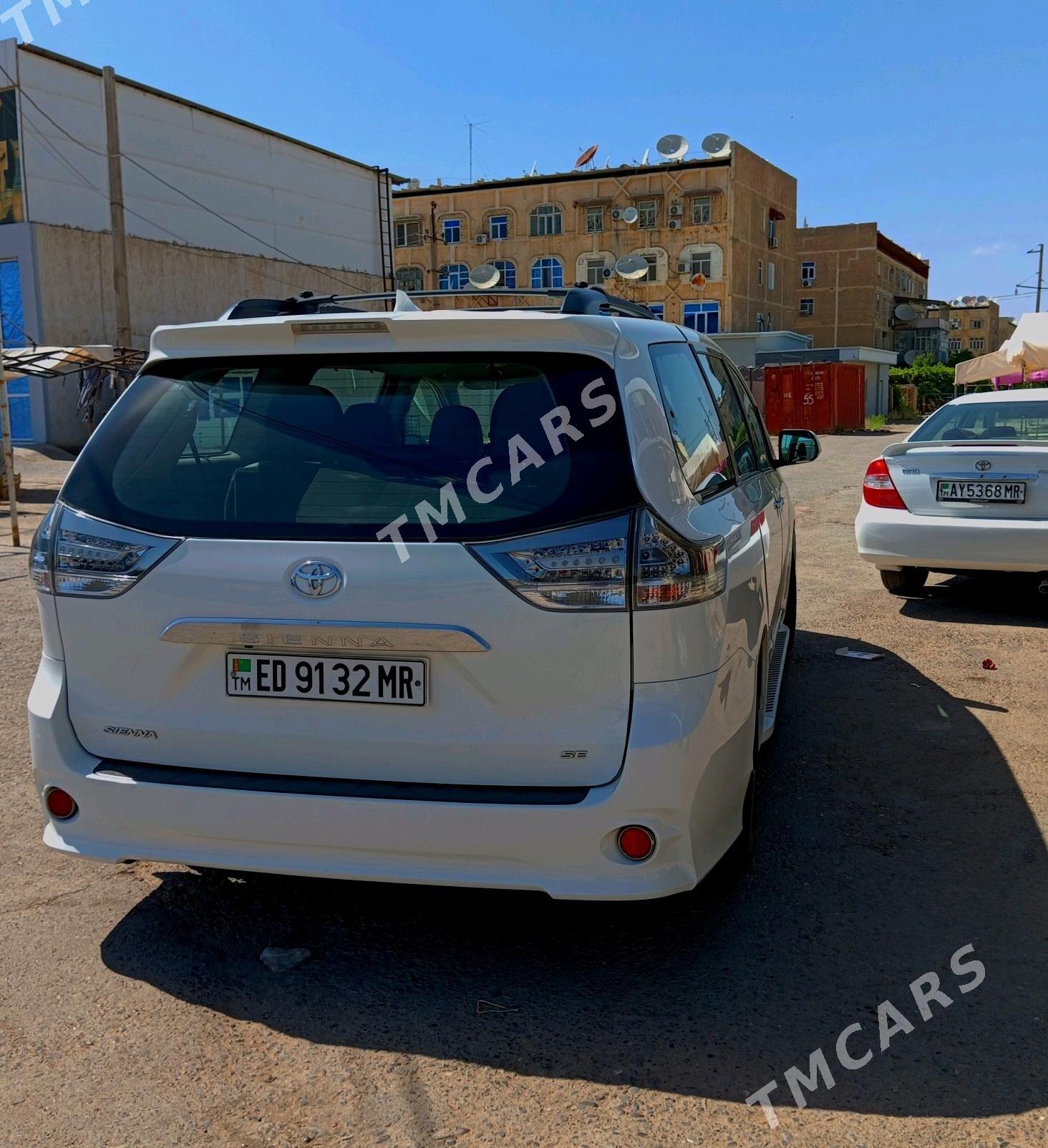 Toyota Sienna 2020 - 395 000 TMT - Мары - img 3