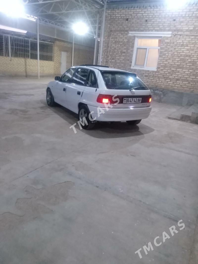 Opel Astra 1997 - 50 000 TMT - Бабадайхан - img 10
