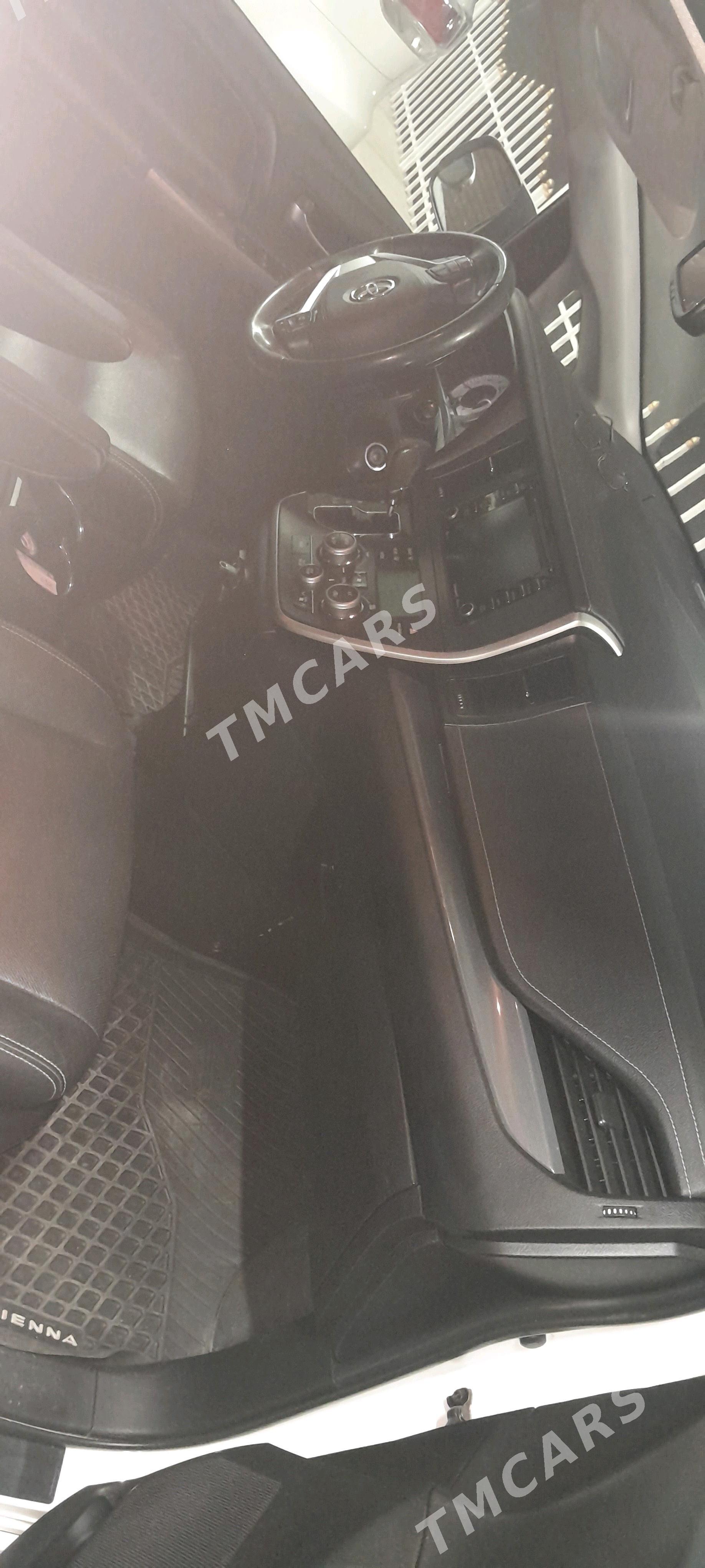 Toyota Sienna 2020 - 395 000 TMT - Мары - img 6