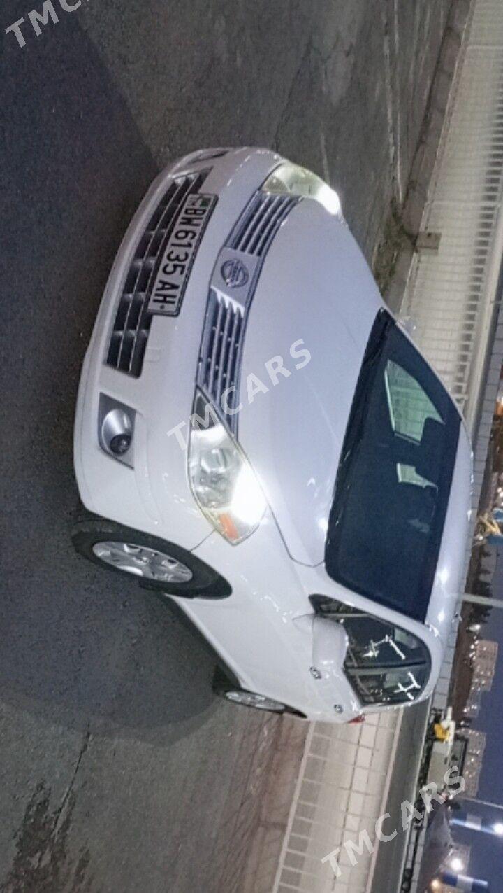 Nissan Versa 2011 - 125 000 TMT - Änew - img 2