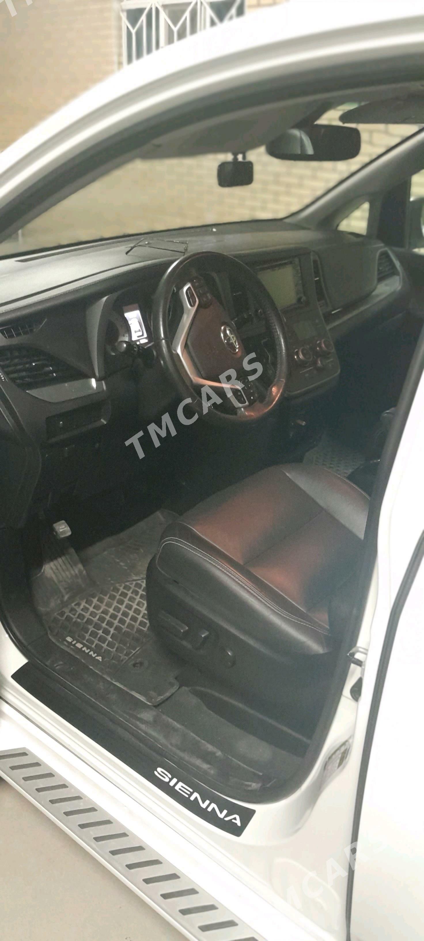 Toyota Sienna 2020 - 395 000 TMT - Мары - img 11