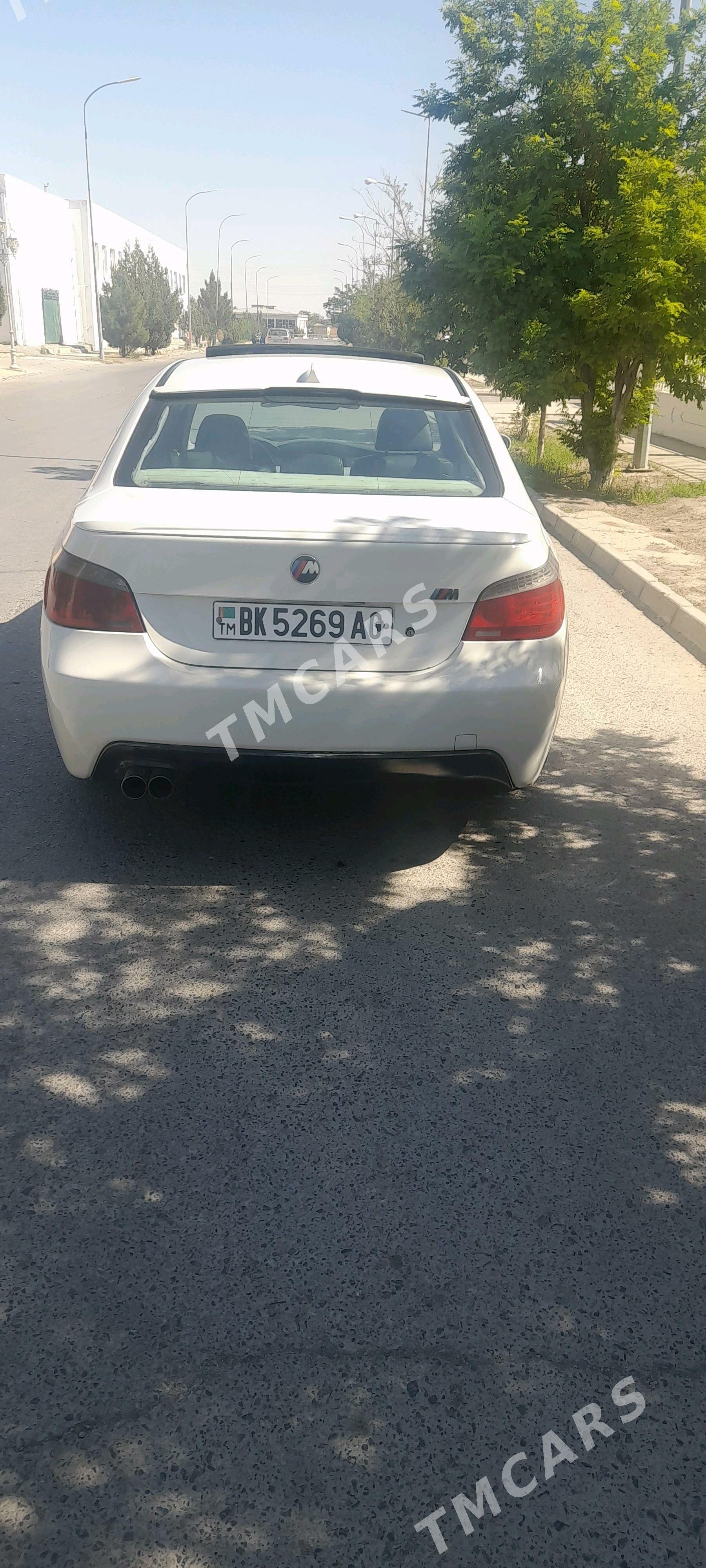 BMW E60 2004 - 135 000 TMT - Gyzylarbat - img 2