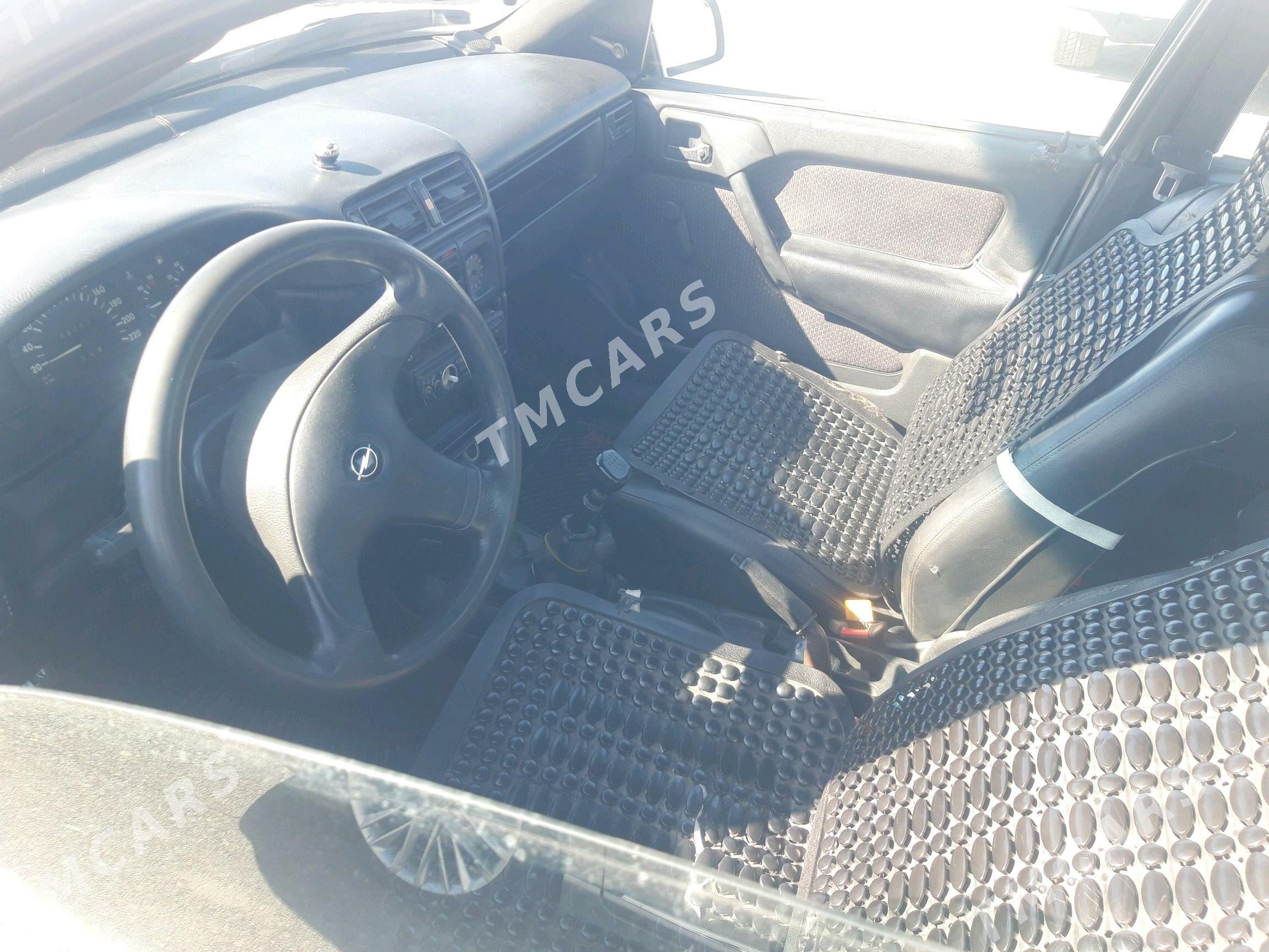 Opel Vectra 1994 - 35 000 TMT - Туркменабат - img 3