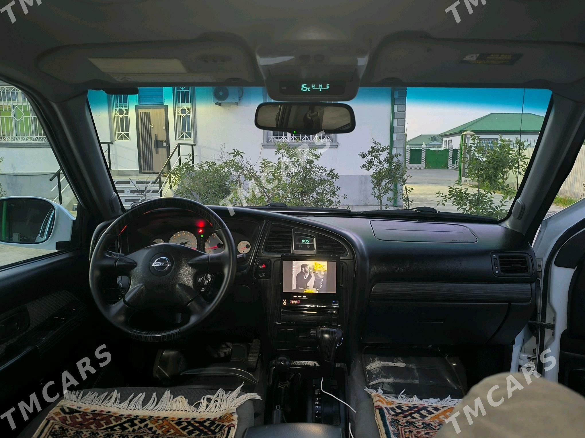 Nissan Pathfinder 2003 - 130 000 TMT - Täze zaman - img 3
