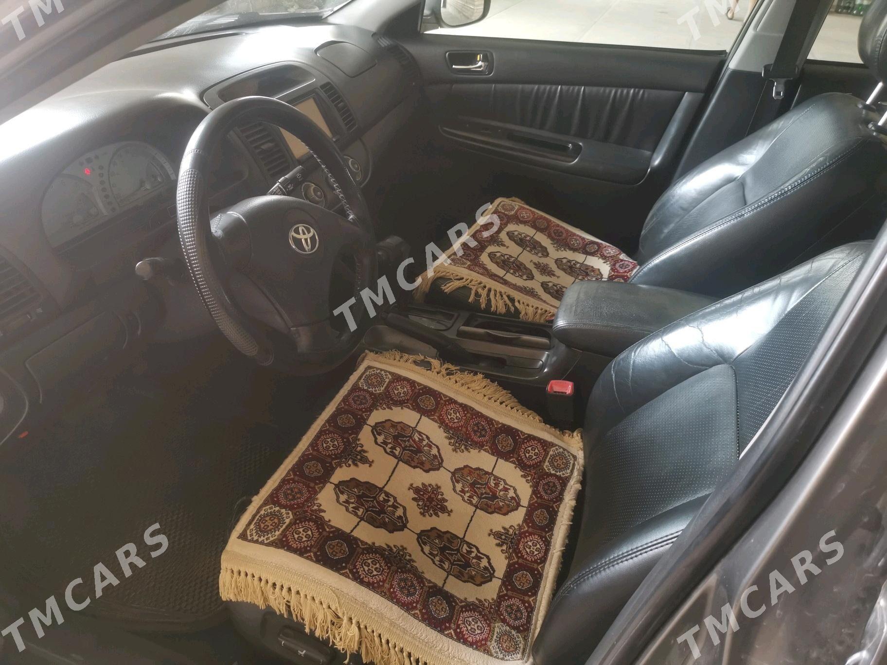 Toyota Camry 2003 - 165 000 TMT - Саят - img 3