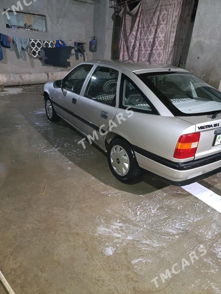 Opel Vectra 1990 - 30 000 TMT - Болдумсаз - img 3