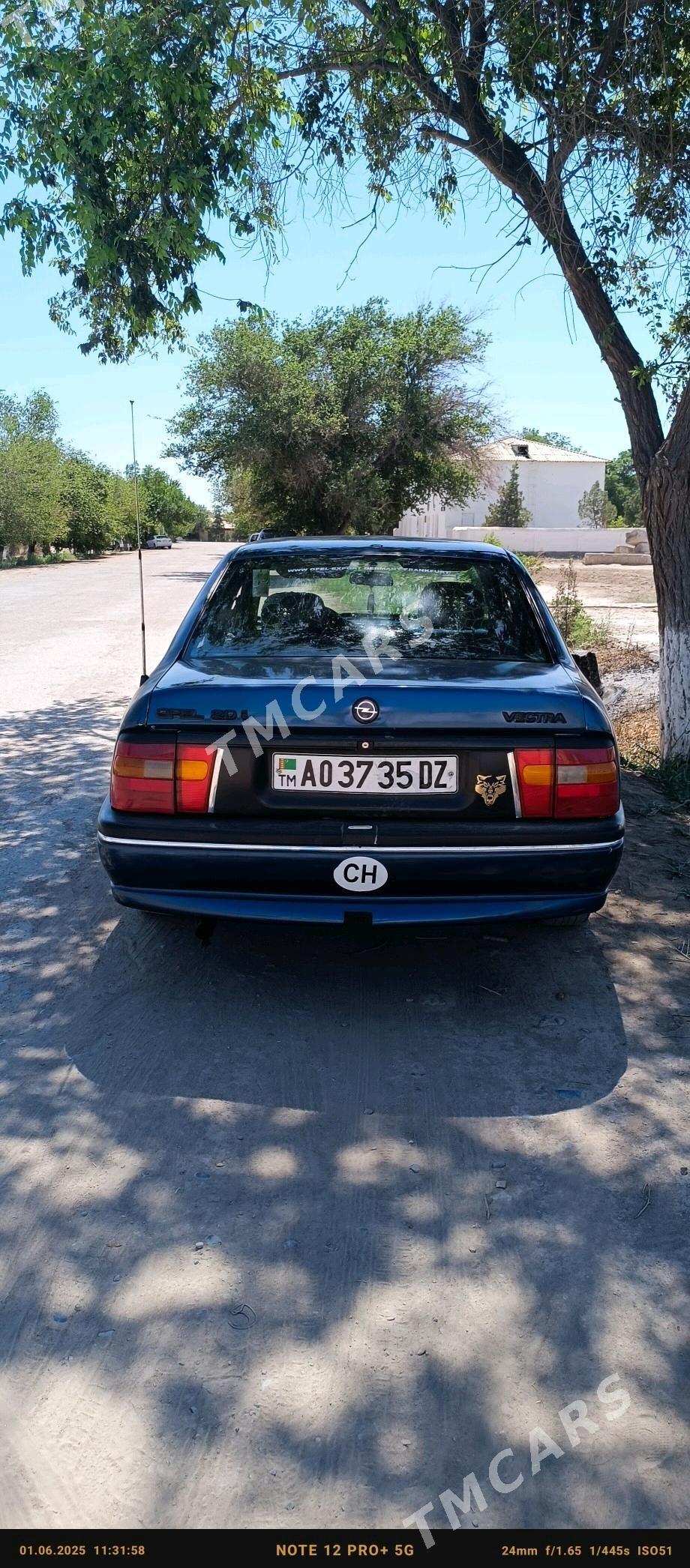 Opel Vectra 1993 - 30 000 TMT - Гурбансолтан Едже - img 2