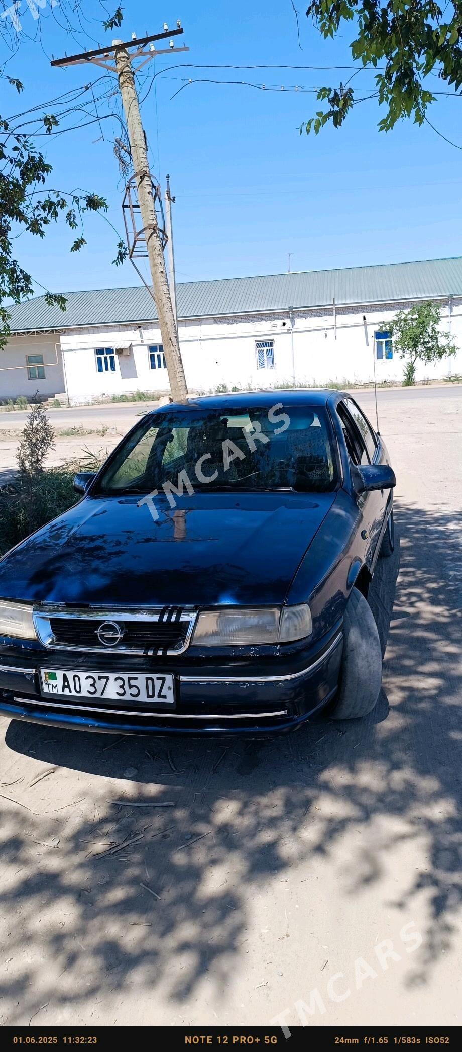 Opel Vectra 1993 - 30 000 TMT - Гурбансолтан Едже - img 3