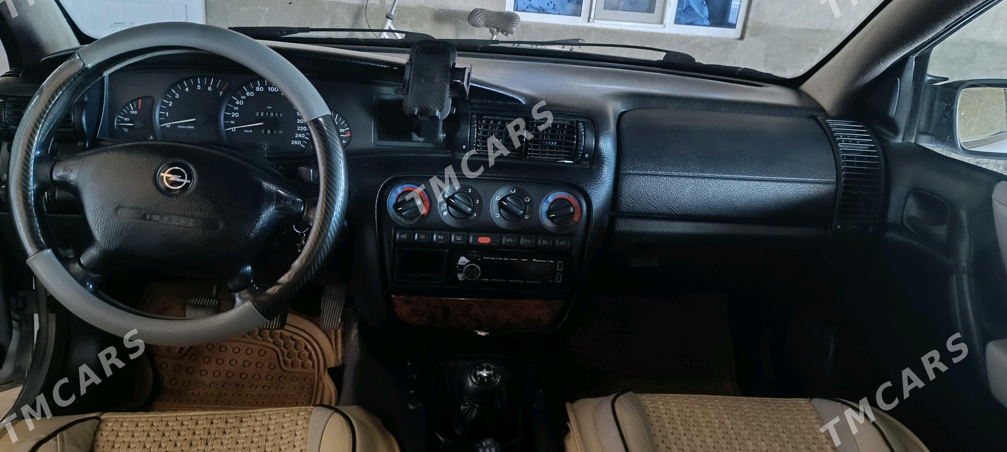 Opel Omega 1997 - 60 000 TMT - Чарджоу - img 2
