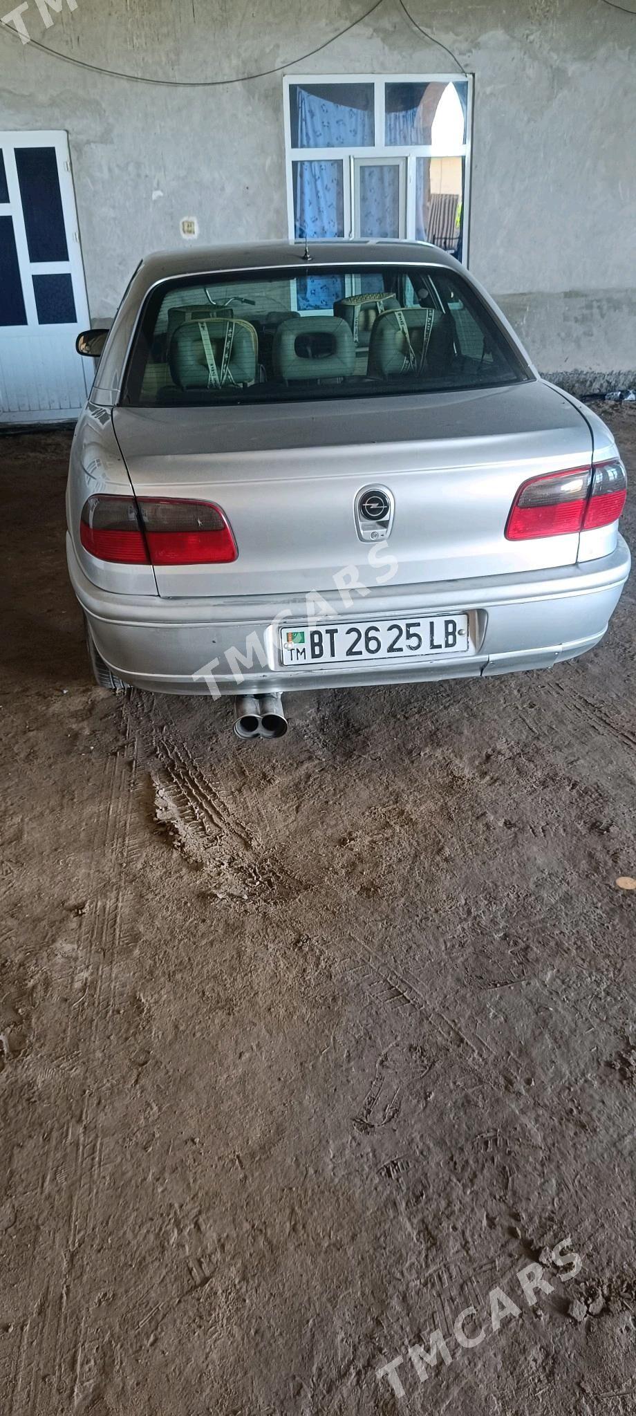 Opel Omega 1997 - 60 000 TMT - Чарджоу - img 8