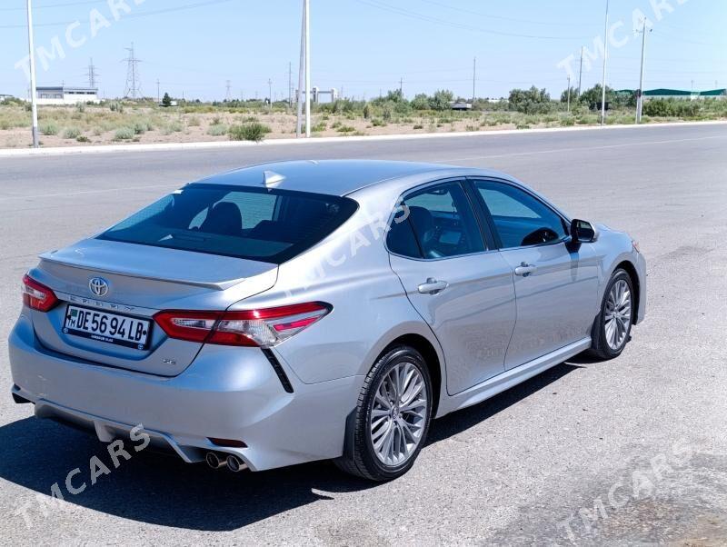 Toyota Camry 2019 - 275 000 TMT - Туркменабат - img 4