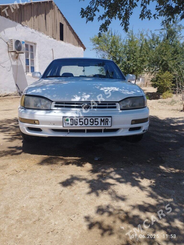 Toyota Camry 1993 - 85 000 TMT - Ёлётен - img 3