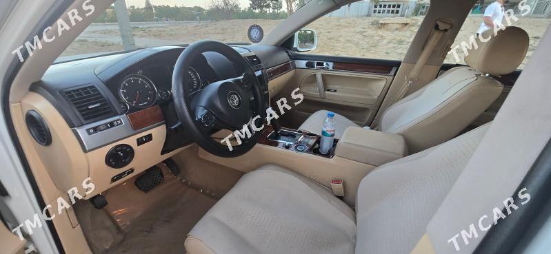 Volkswagen Touareg 2005 - 168 000 TMT - Нефтегаз (ул. Андалиб-Юбилейная) - img 4