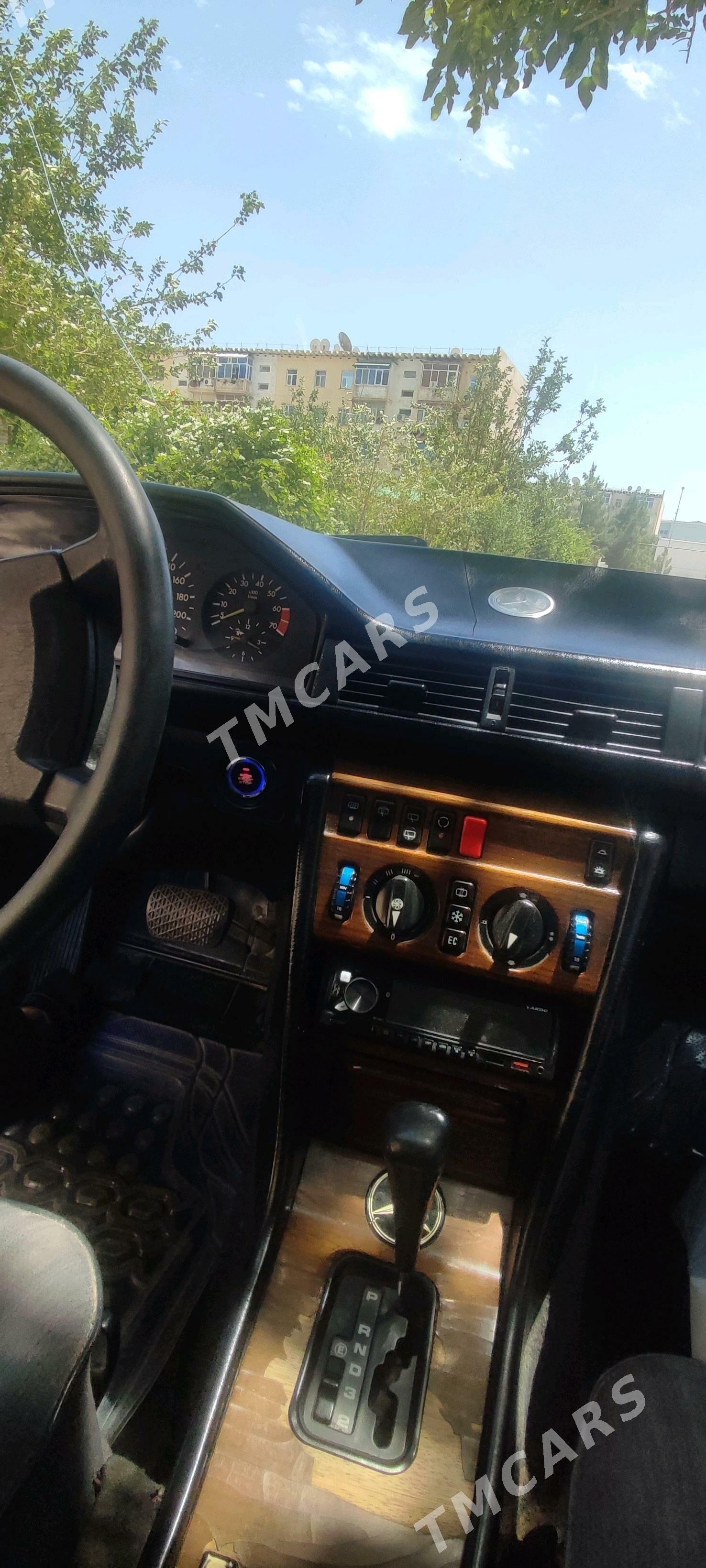 Mercedes-Benz 230E 1987 - 35 000 TMT - Туркменабат - img 5