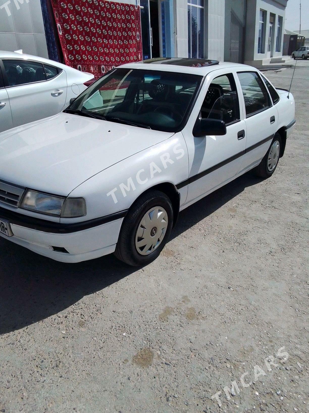 Opel Vectra 1992 - 40 000 TMT - Mary - img 4