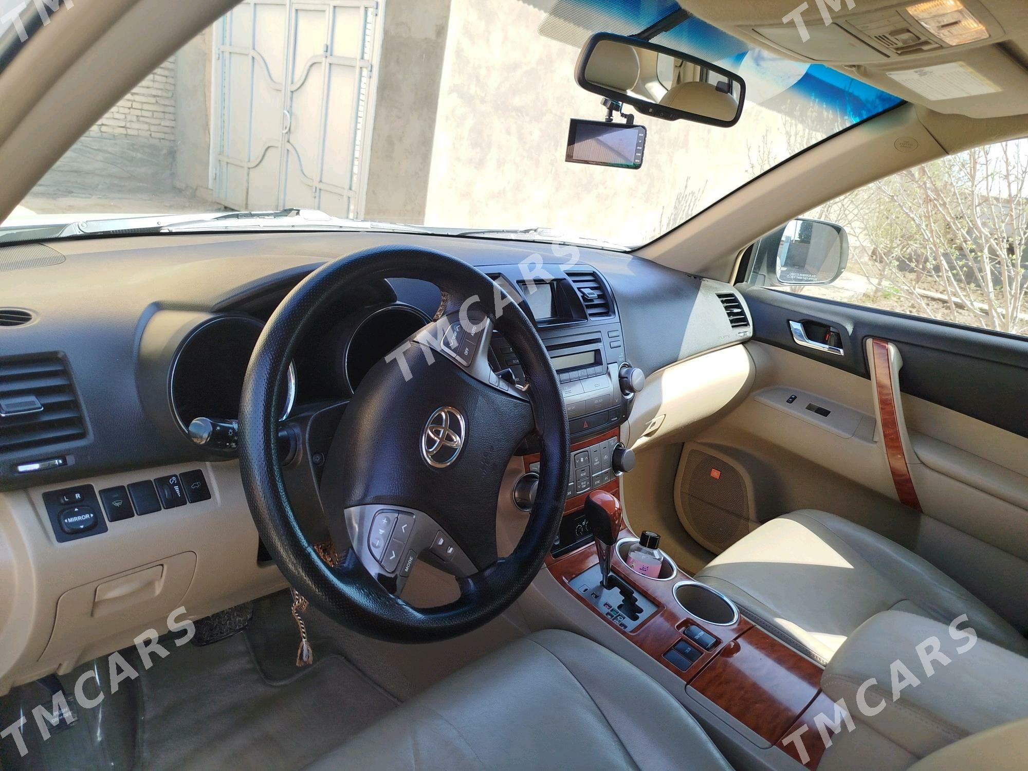 Toyota Highlander 2009 - 340 000 TMT - етр. Туркменбаши - img 7