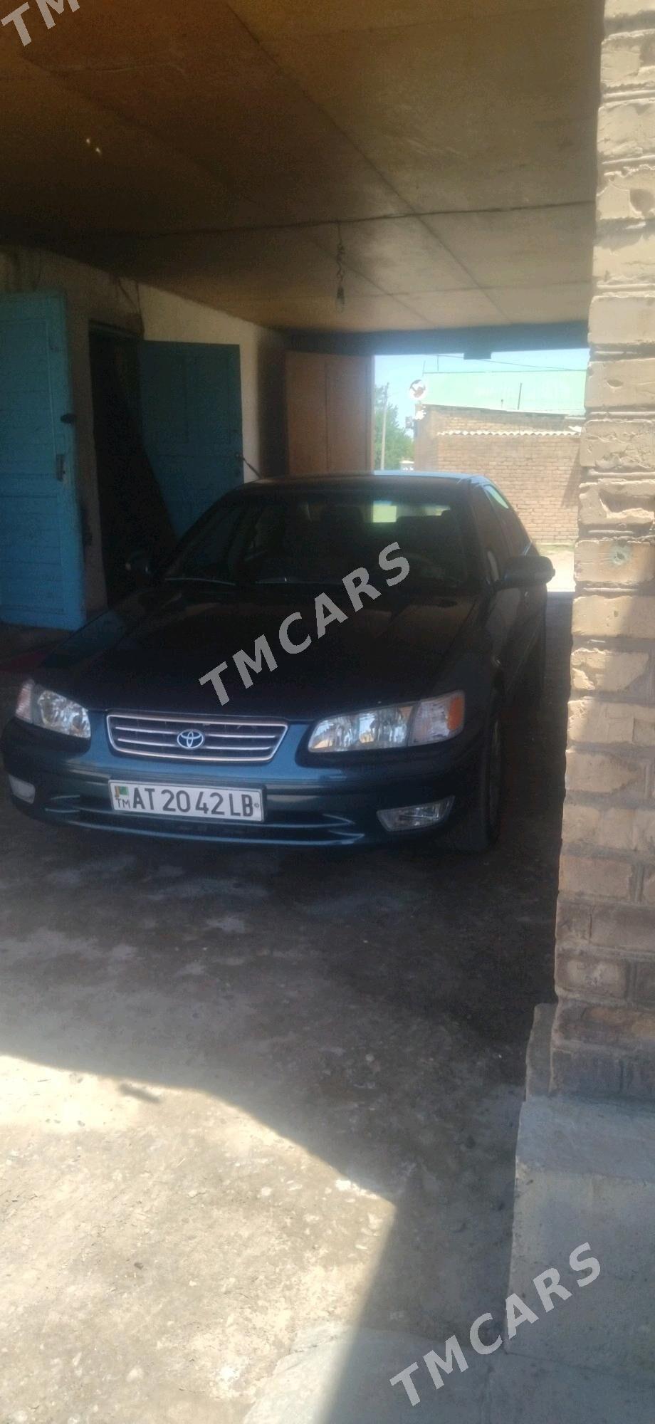 Toyota Camry 2001 - 141 000 TMT - Туркменабат - img 6