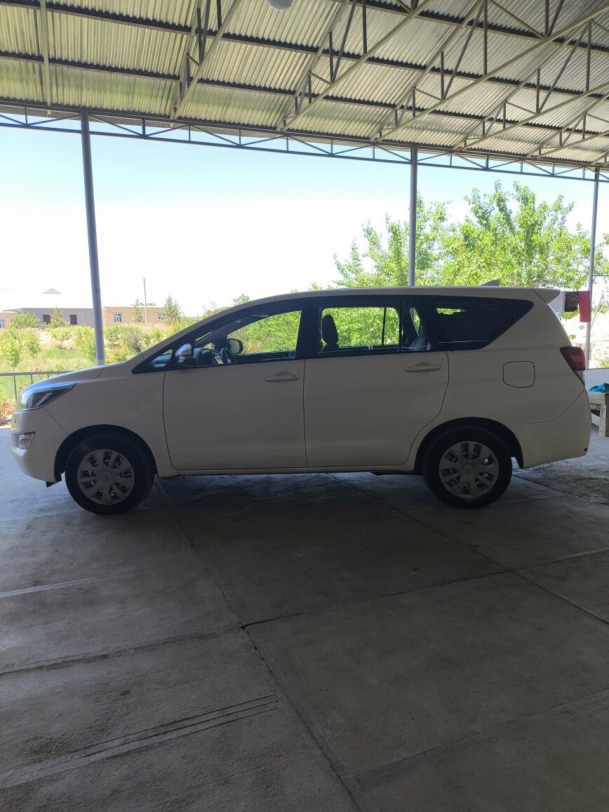 Toyota Innova 2020 - 230 000 TMT - Байрамали - img 3