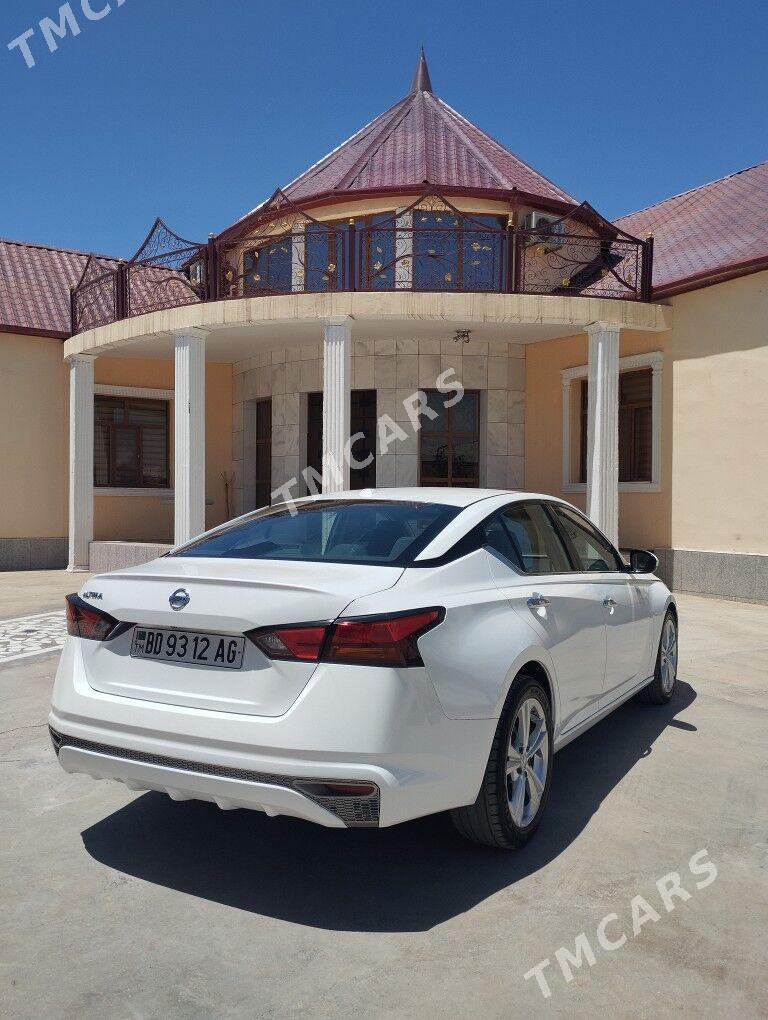 Nissan Altima 2019 - 195 000 TMT - Çoganly - img 8