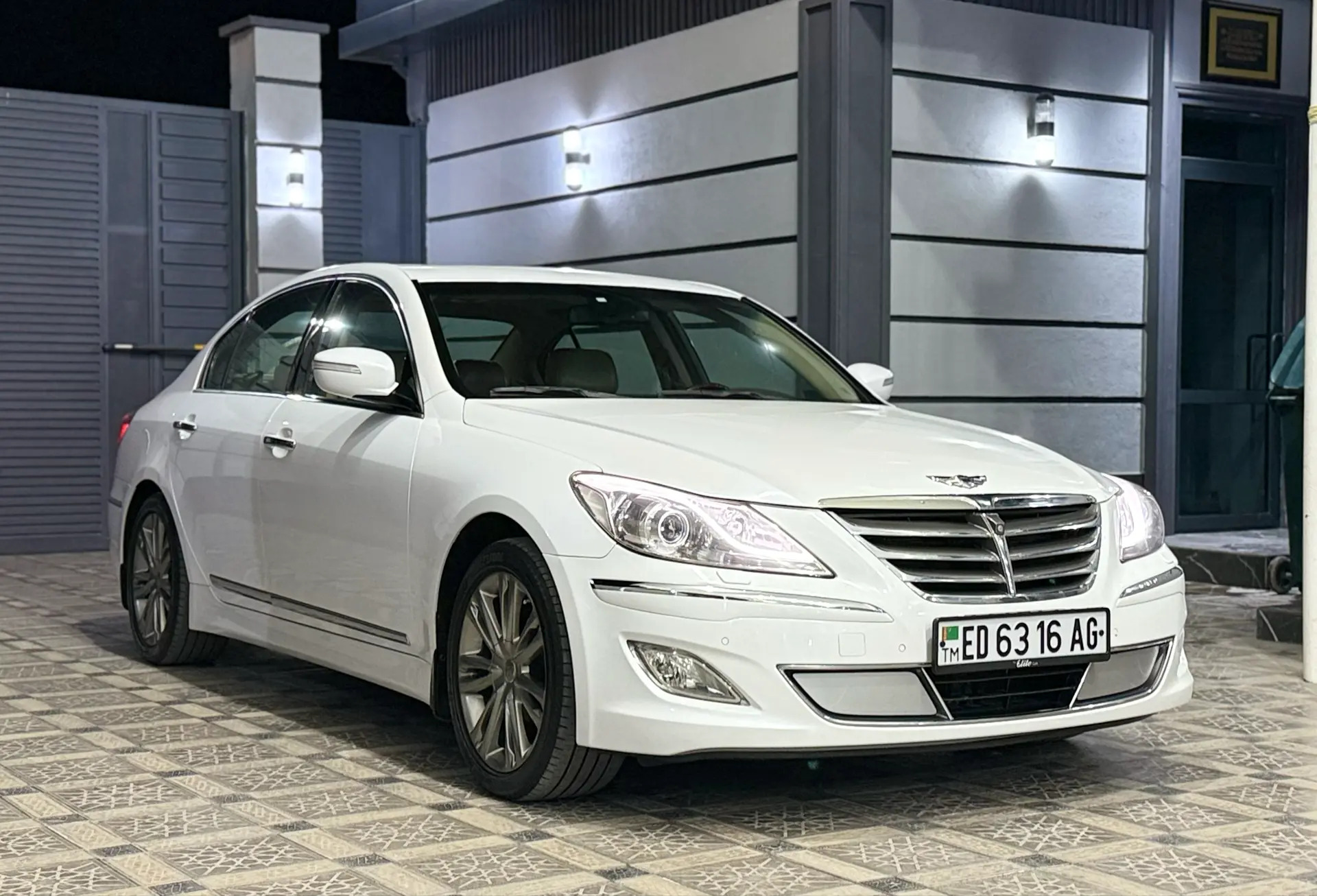 Hyundai Genesis 2012 - 200 000 TMT - Aşgabat - img 2