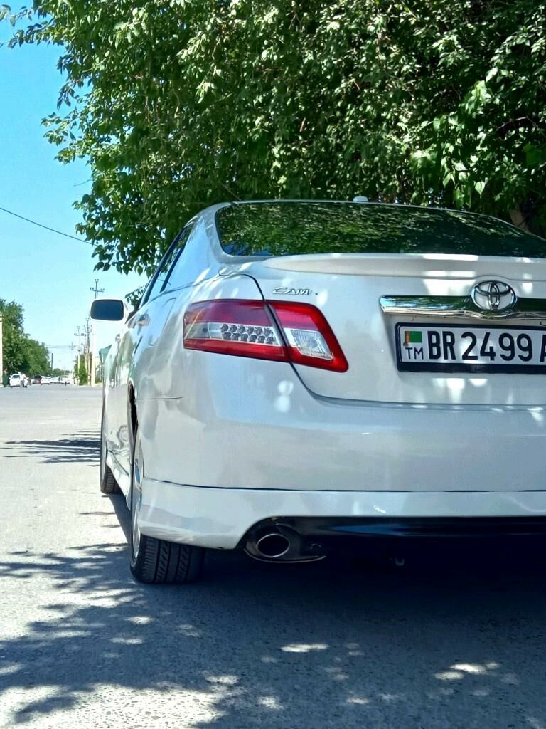 Toyota Camry 2011 - 250 000 TMT - Теджен - img 3
