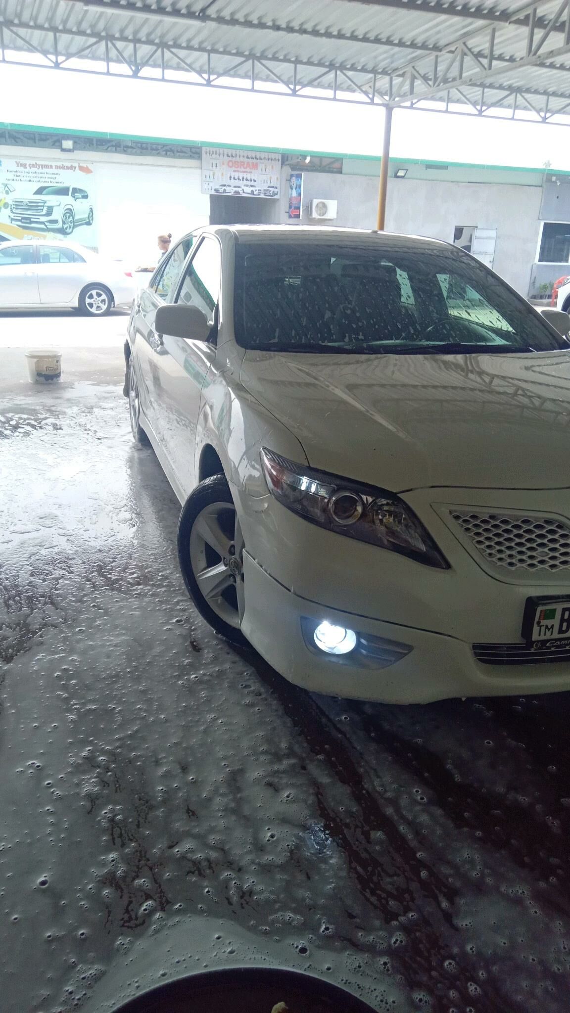 Toyota Camry 2011 - 250 000 TMT - Теджен - img 7
