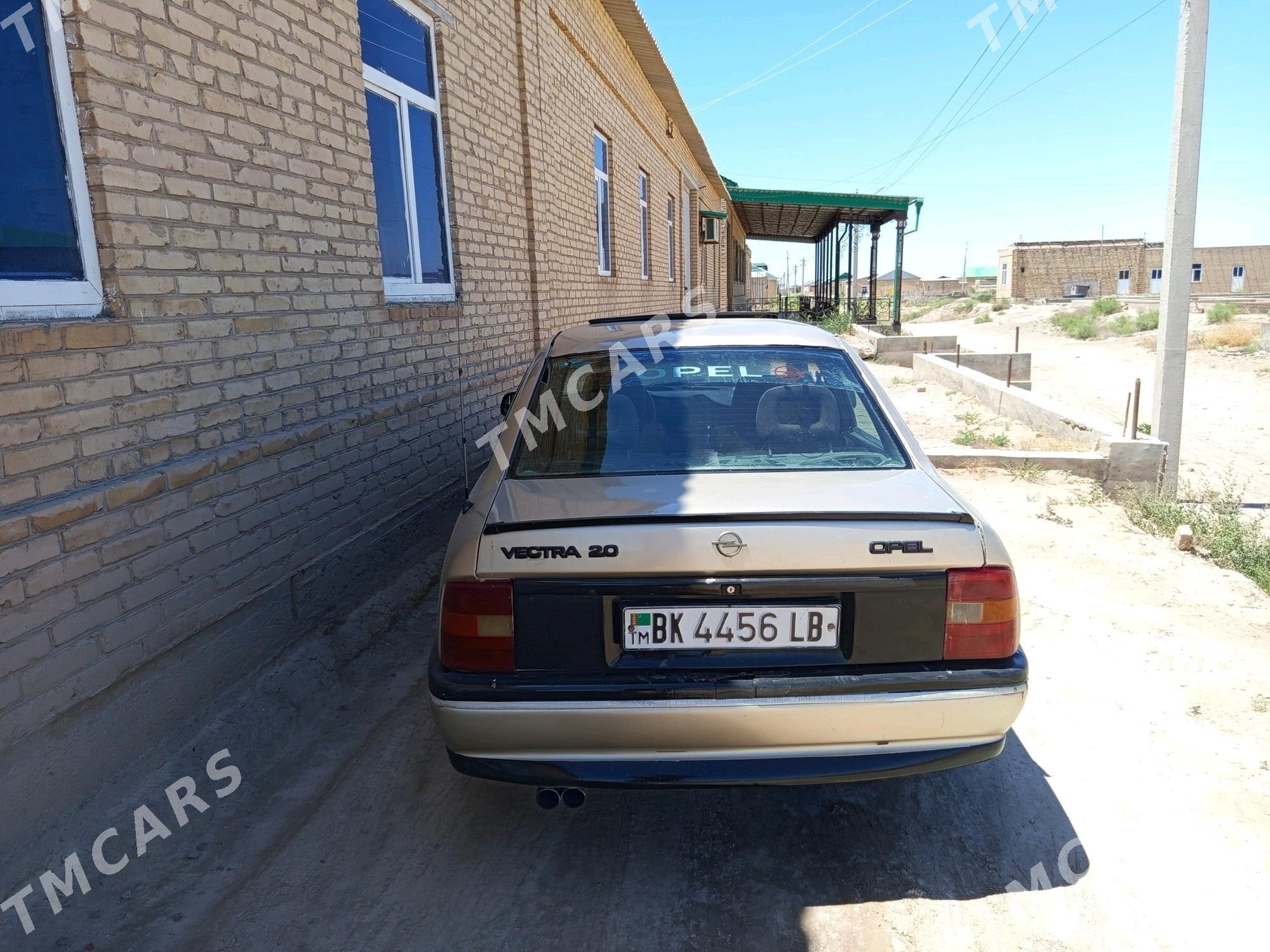 Opel Vectra 1992 - 30 000 TMT - Farap - img 5