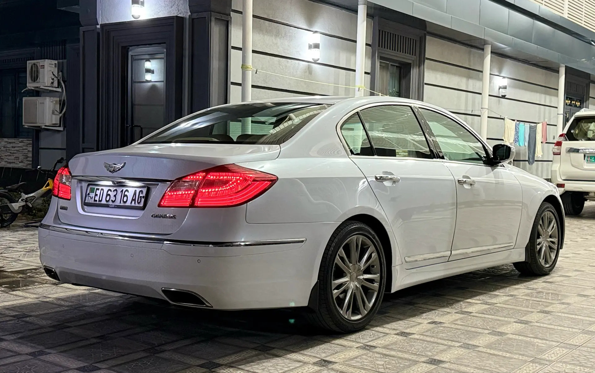 Hyundai Genesis 2012 - 200 000 TMT - Aşgabat - img 6