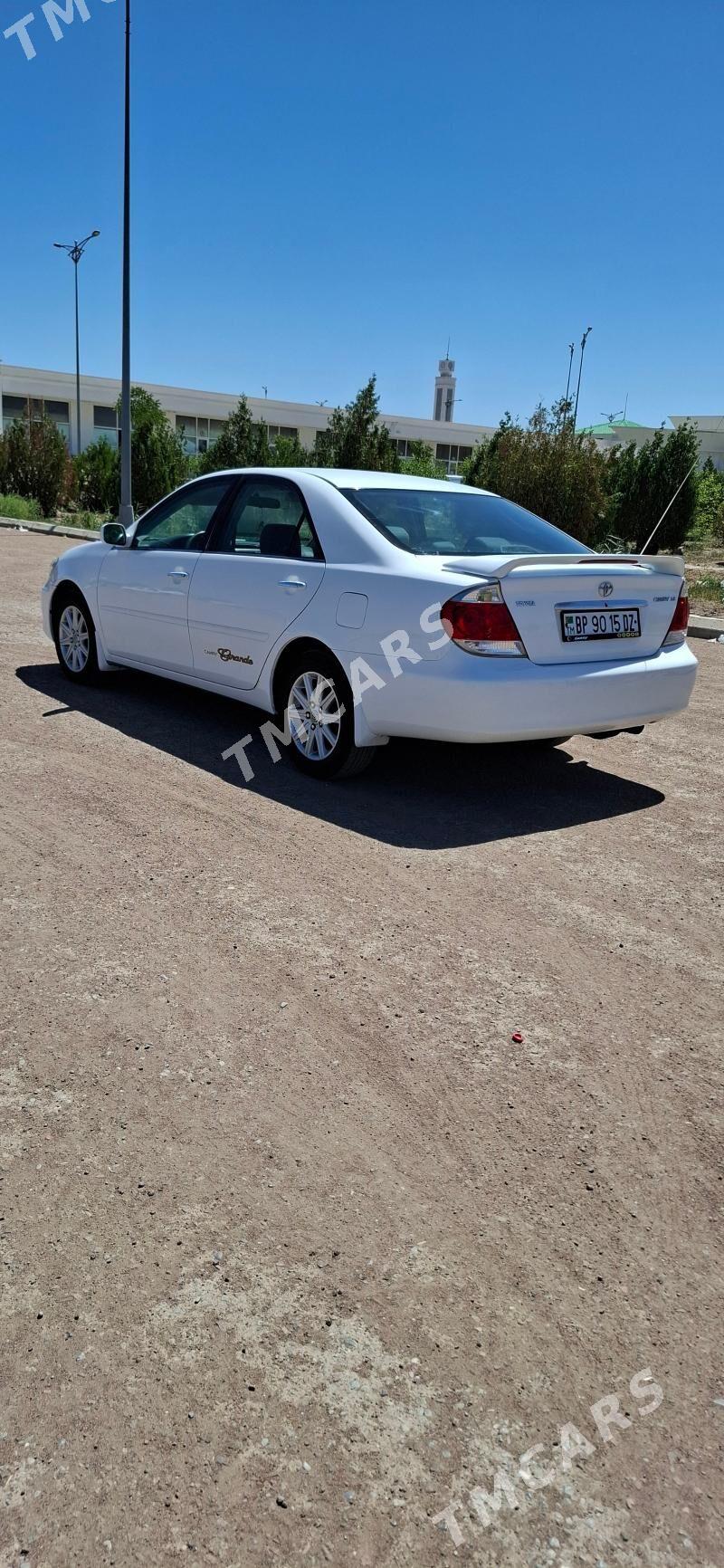 Toyota Camry 2006 - 165 000 TMT - Şabat etr. - img 2