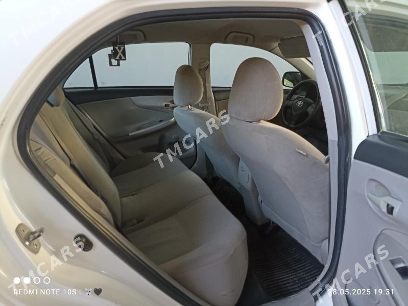 Toyota Corolla 2011 - 157 000 TMT - Гурбансолтан Едже - img 2