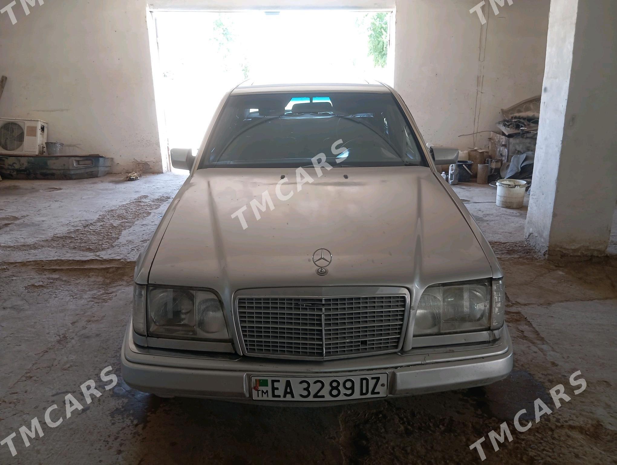 Mercedes-Benz E280 1994 - 36 000 TMT - Köneürgenç - img 4