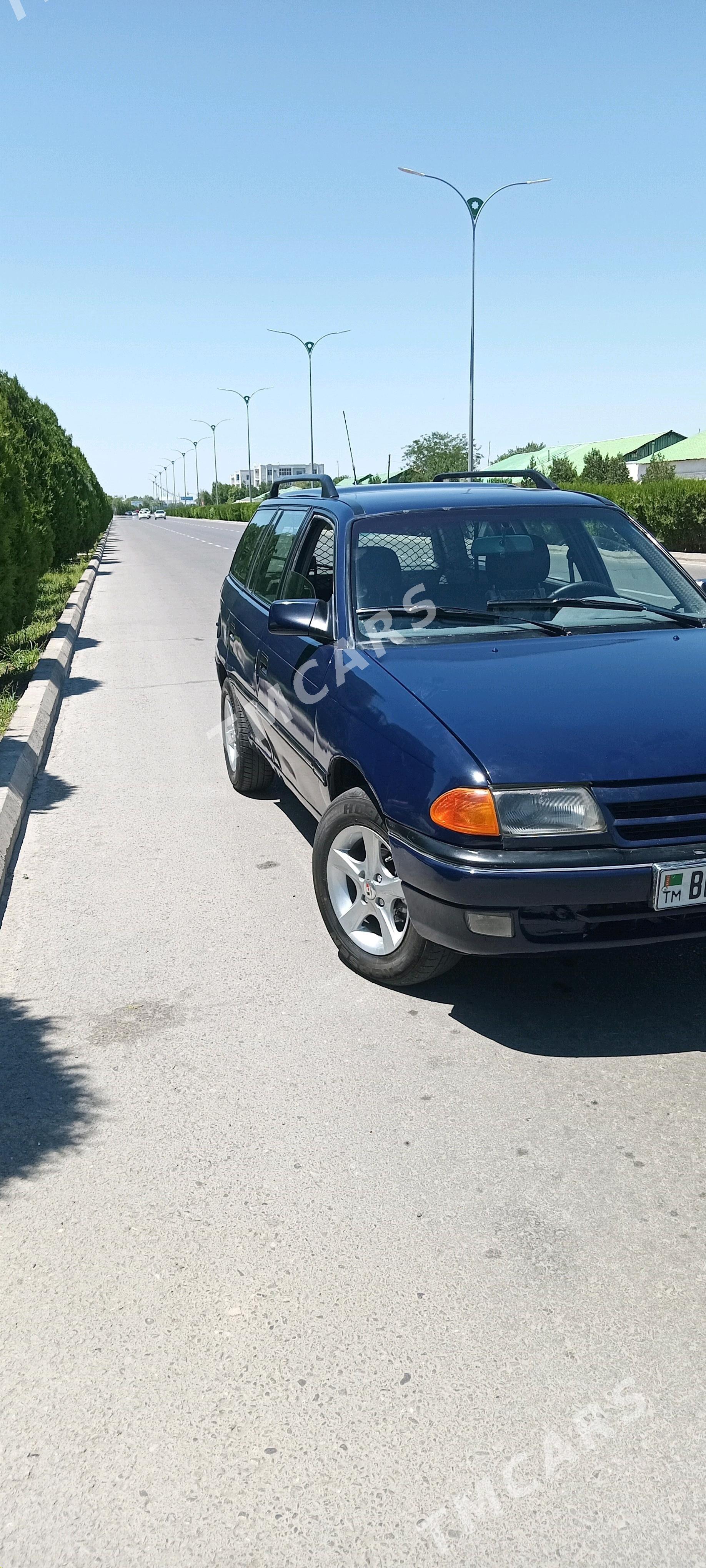 Opel Astra 1993 - 38 000 TMT - Дашогуз - img 2