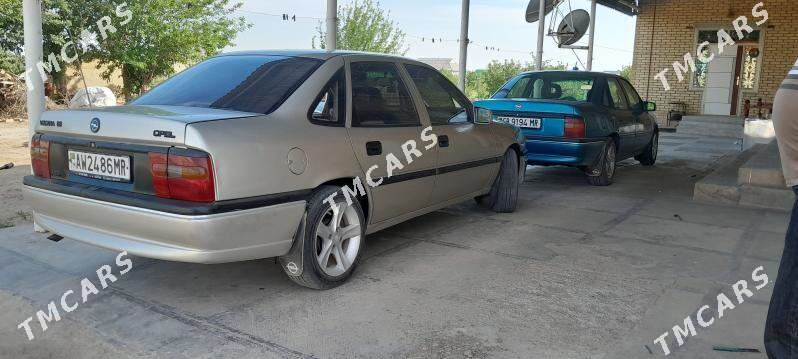 Opel Vectra 1994 - 40 000 TMT - Mary - img 4