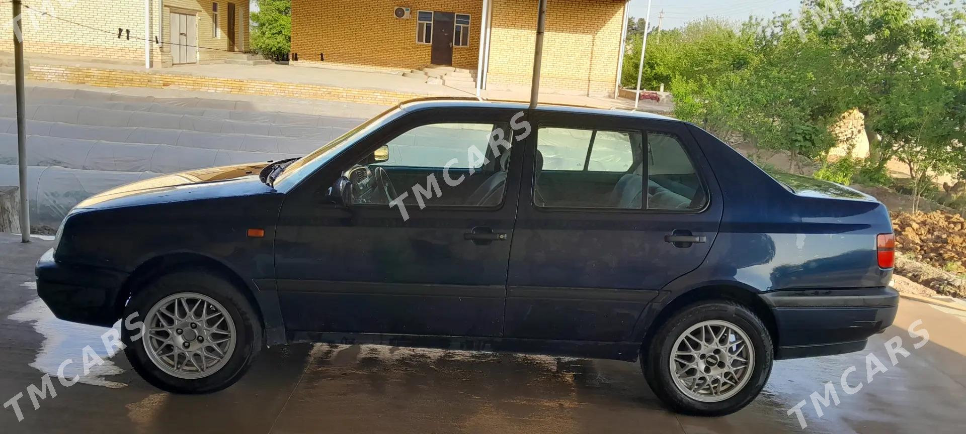 Volkswagen Golf 1994 - 25 000 TMT - Туркменгала - img 5