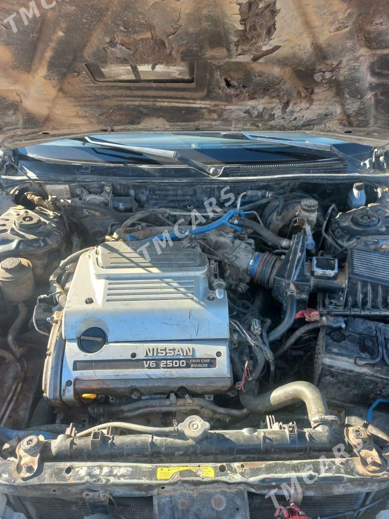 Nissan Maxima 1997 - 40 000 TMT - Дашогуз - img 6