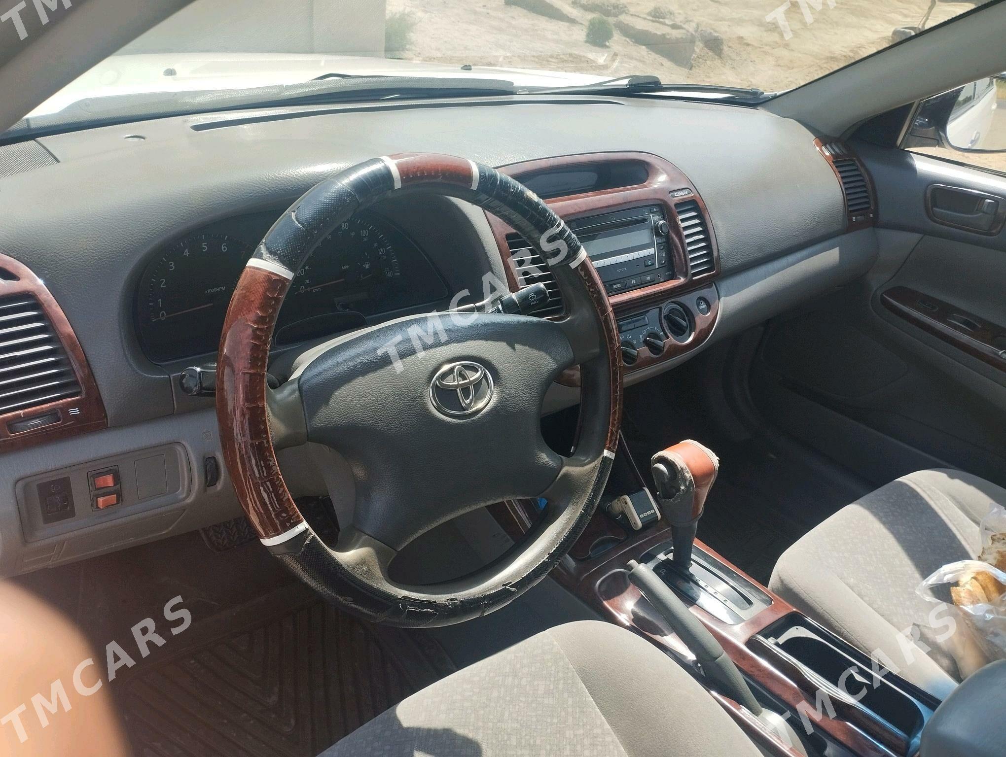 Toyota Camry 2004 - 130 000 TMT - Сакарчага - img 4