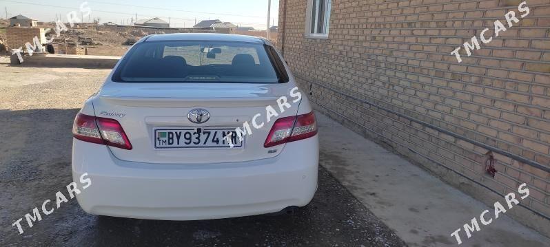 Toyota Camry 2011 - 150 000 TMT - Baýramaly - img 4