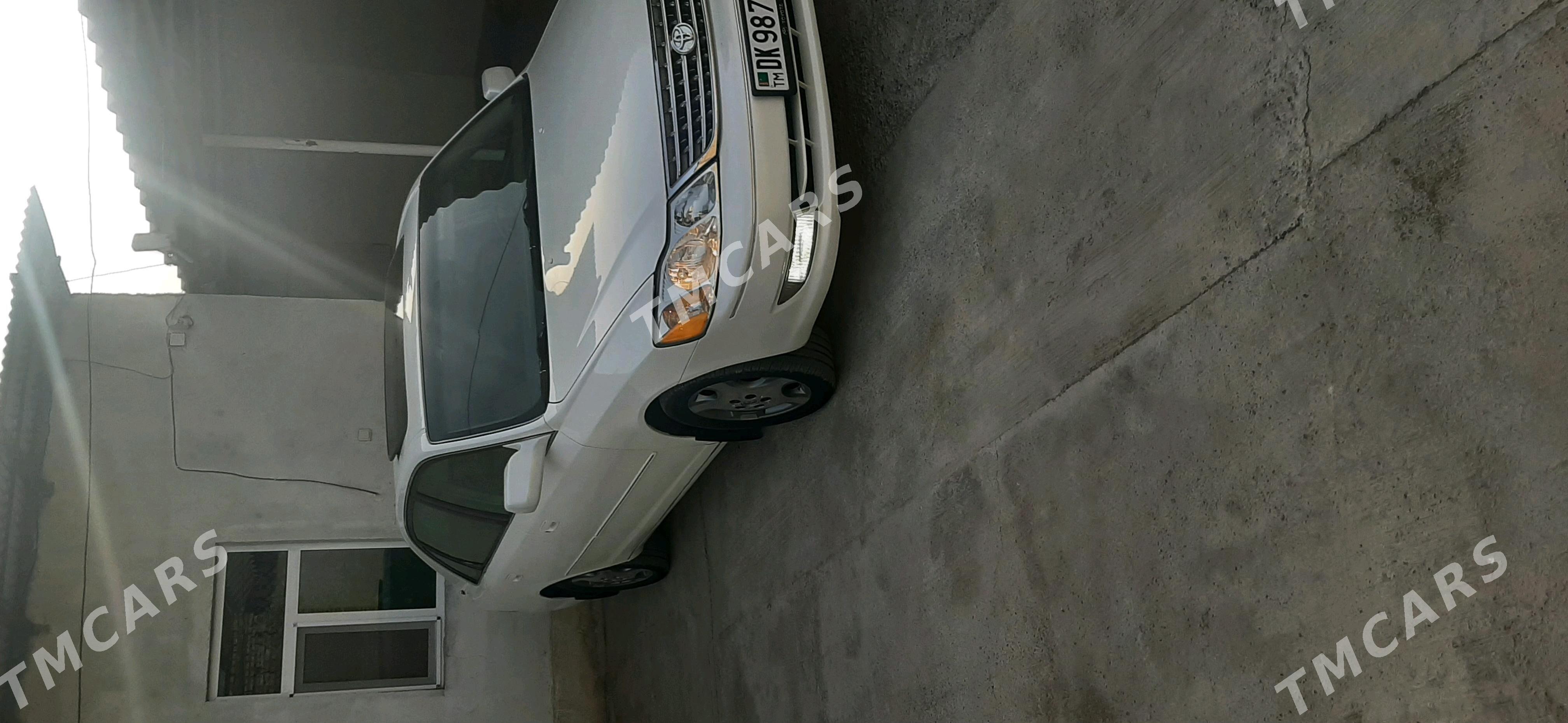 Toyota Avalon 2003 - 230 000 TMT - Кака - img 3