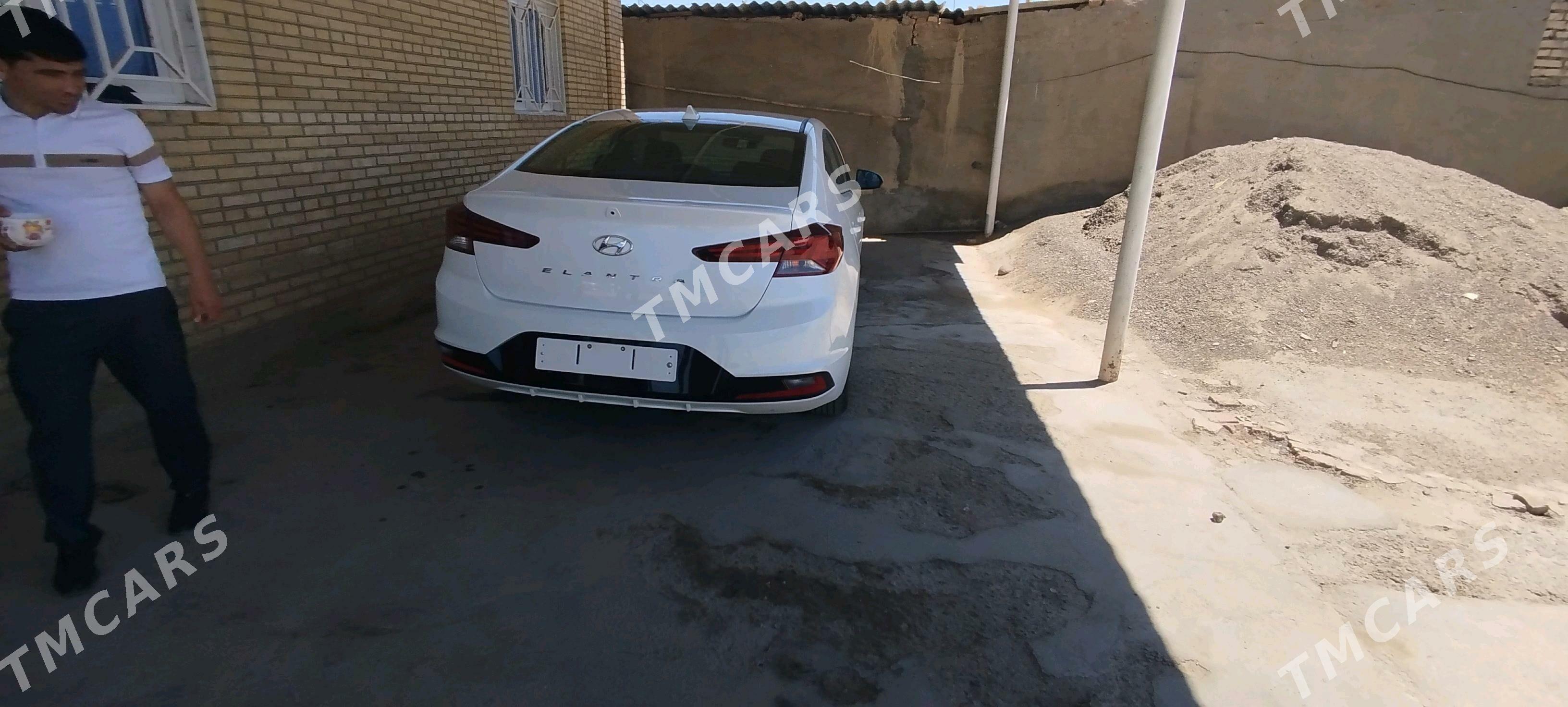 Hyundai Elantra 2020 - 230 000 TMT - Гаудан "Б" - img 3