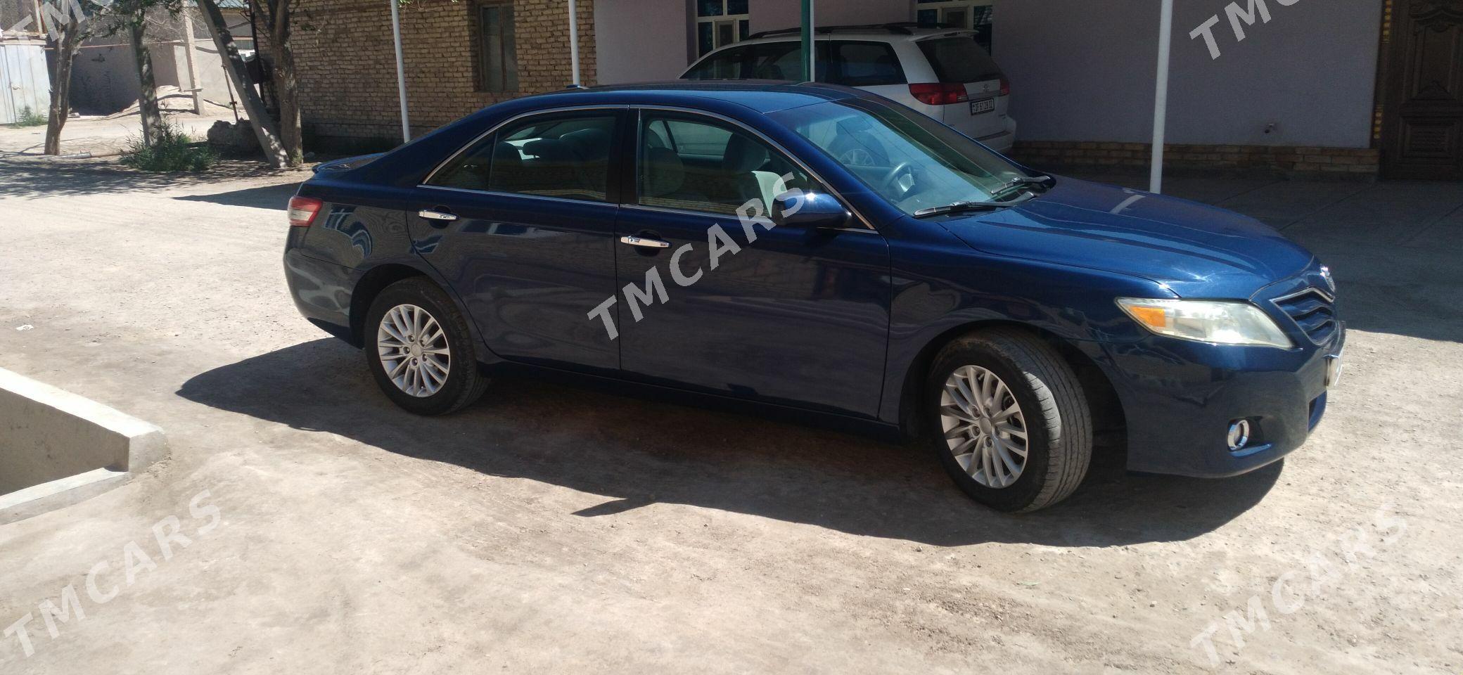 Toyota Camry 2011 - 170 000 TMT - Köneürgenç - img 3