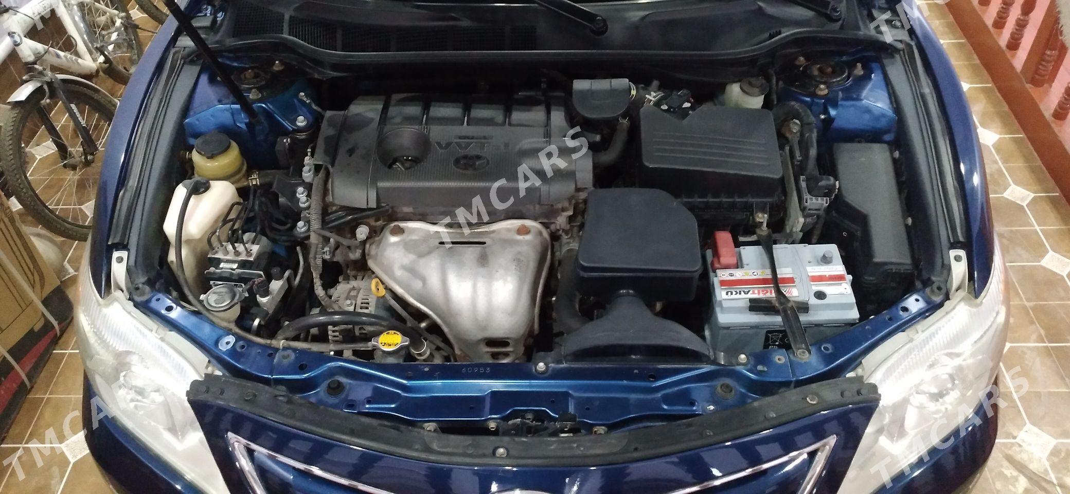 Toyota Camry 2011 - 170 000 TMT - Köneürgenç - img 6