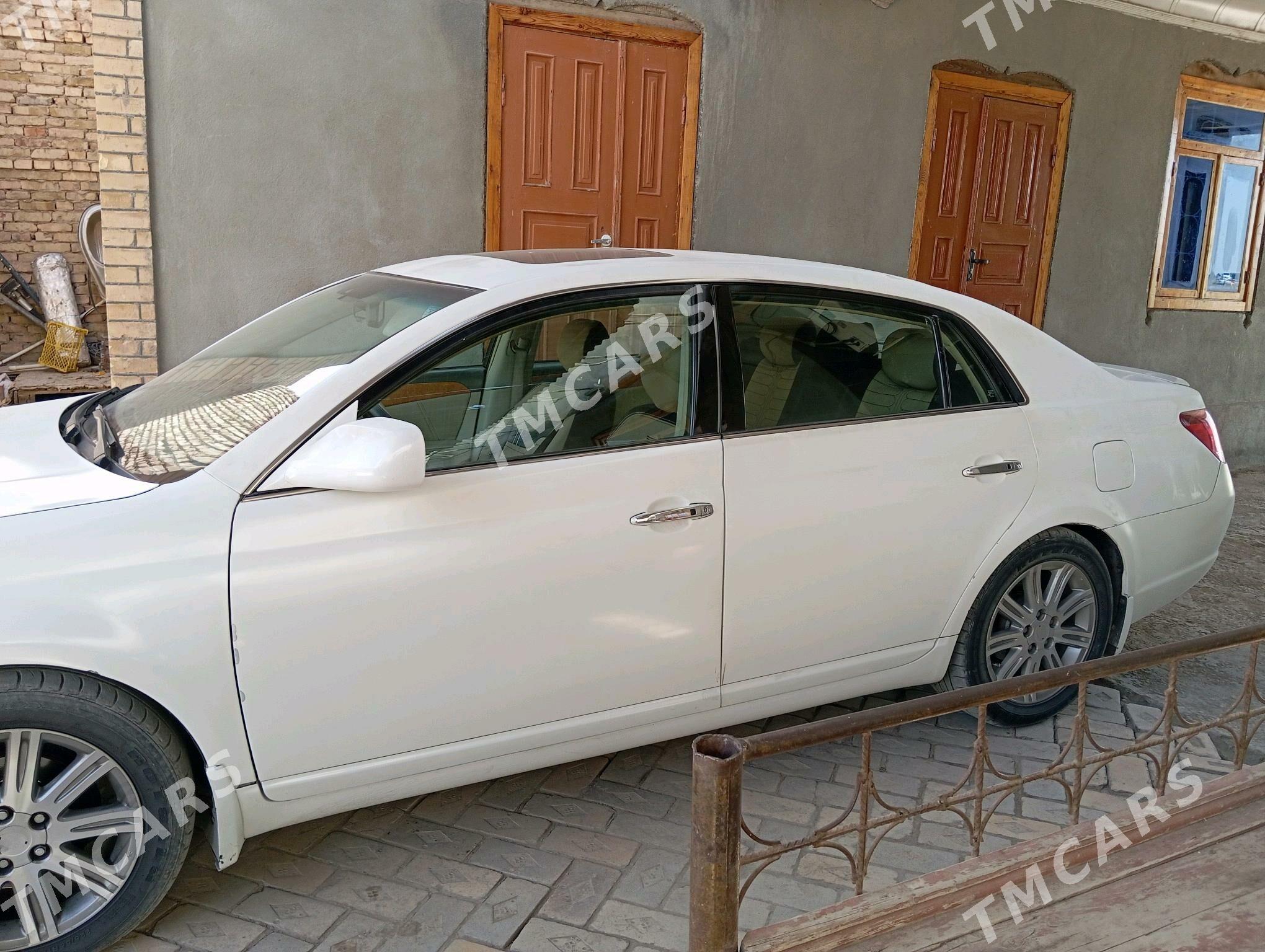 Toyota Avalon 2005 - 140 000 TMT - Туркменабат - img 2