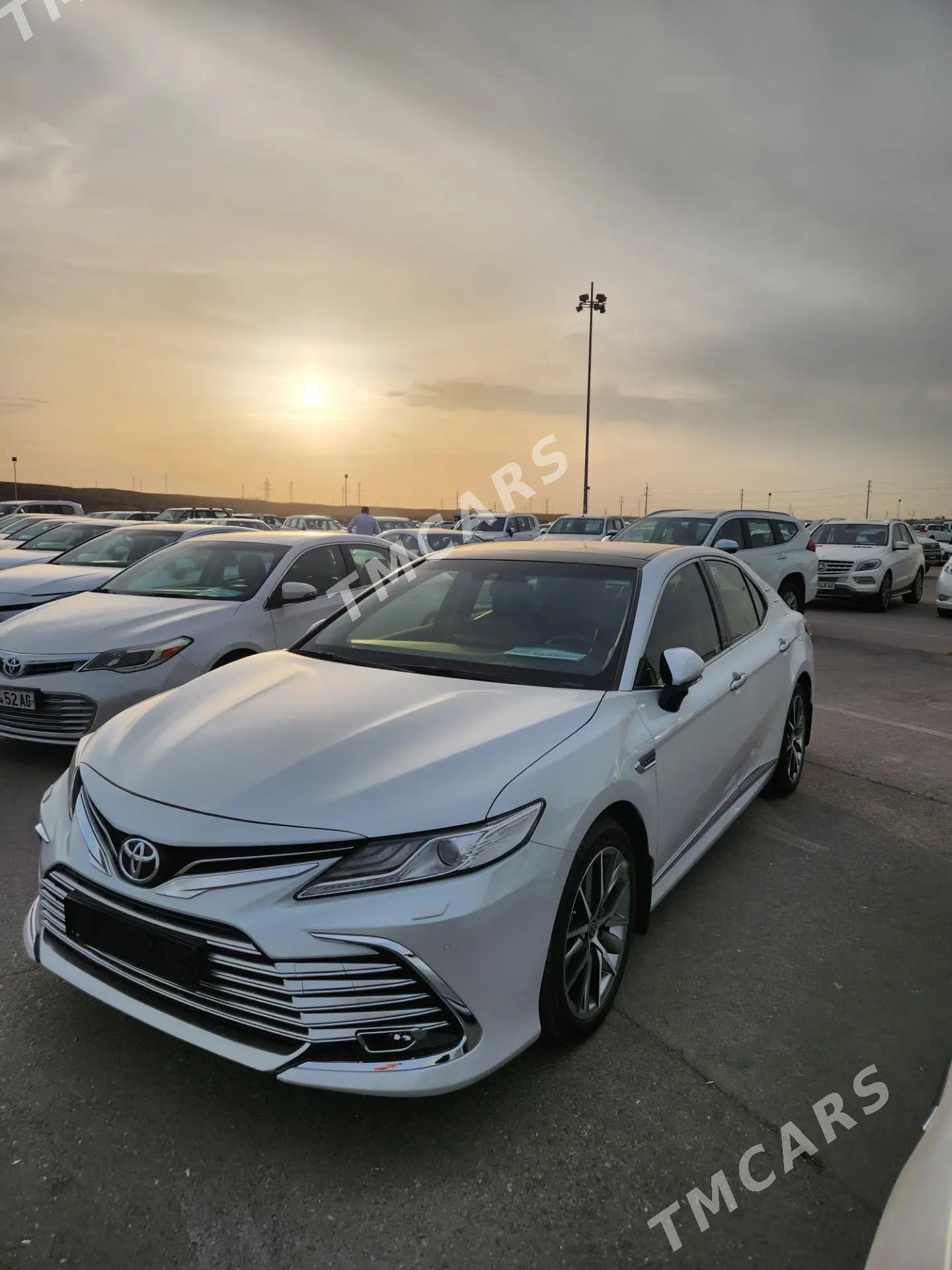 Toyota Camry 2021 - 610 000 TMT - Aşgabat - img 2