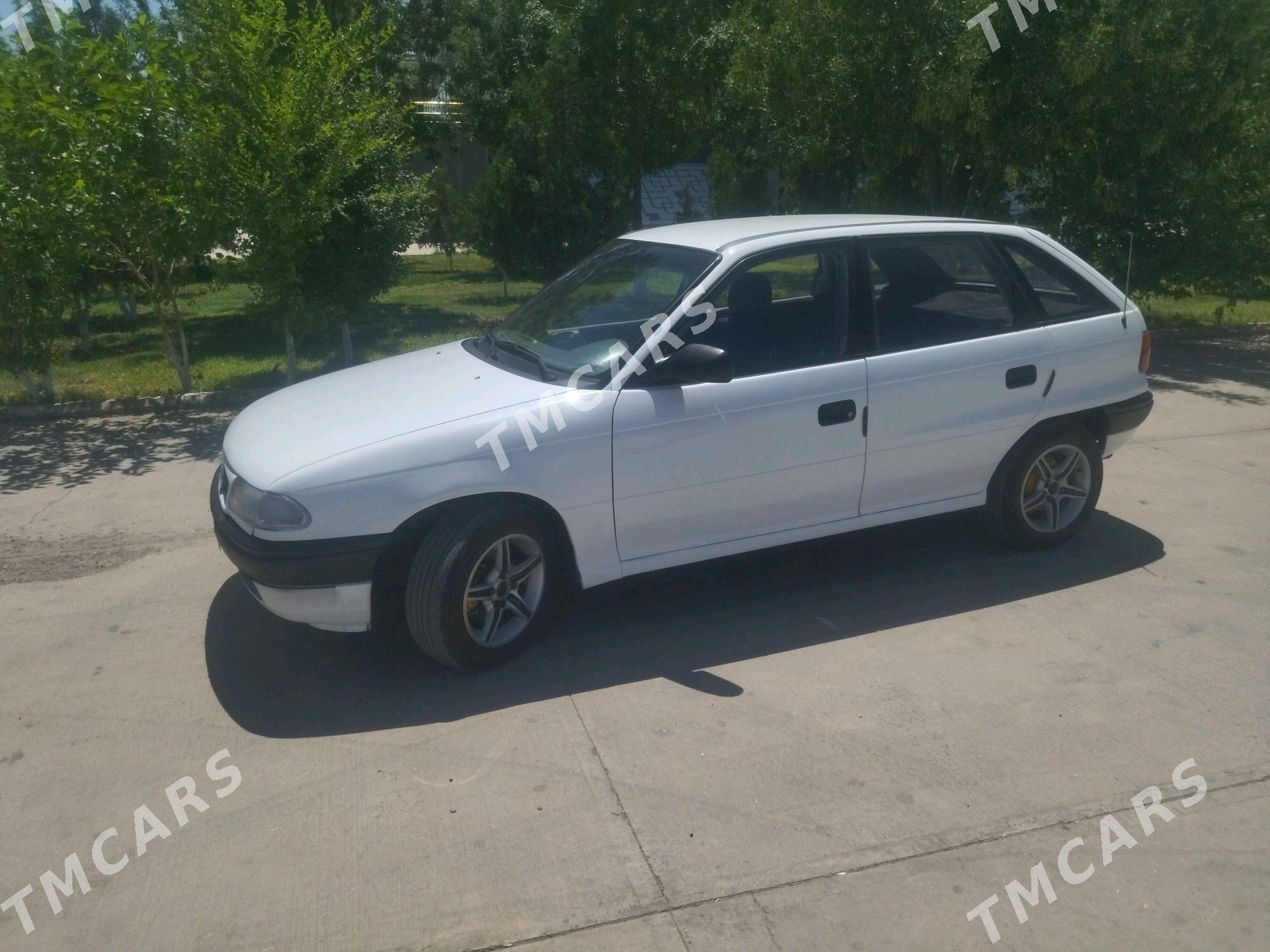 Opel Astra 1993 - 40 000 TMT - Дашогуз - img 3