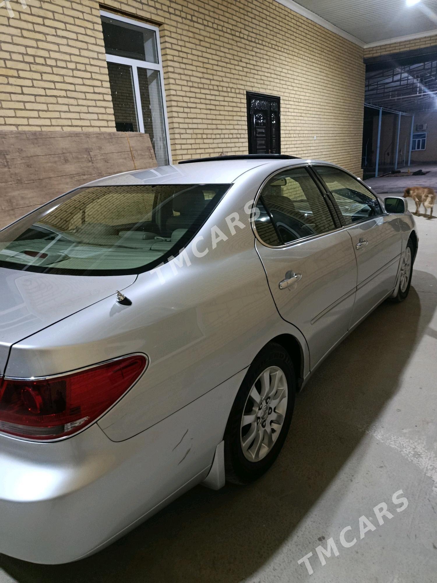 Lexus ES 2004 - 190 000 TMT - Dänew - img 4