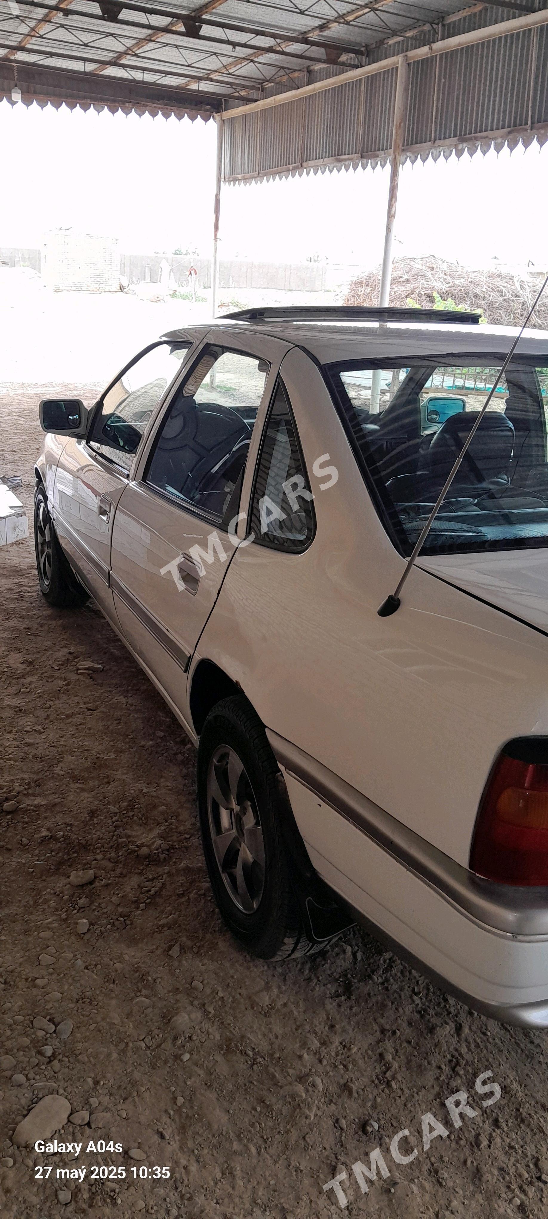 Opel Vectra 1989 - 36 000 TMT - Мары - img 3
