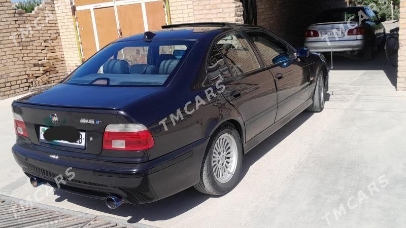 BMW E39 2001 - 90 000 TMT - Туркменабат - img 1