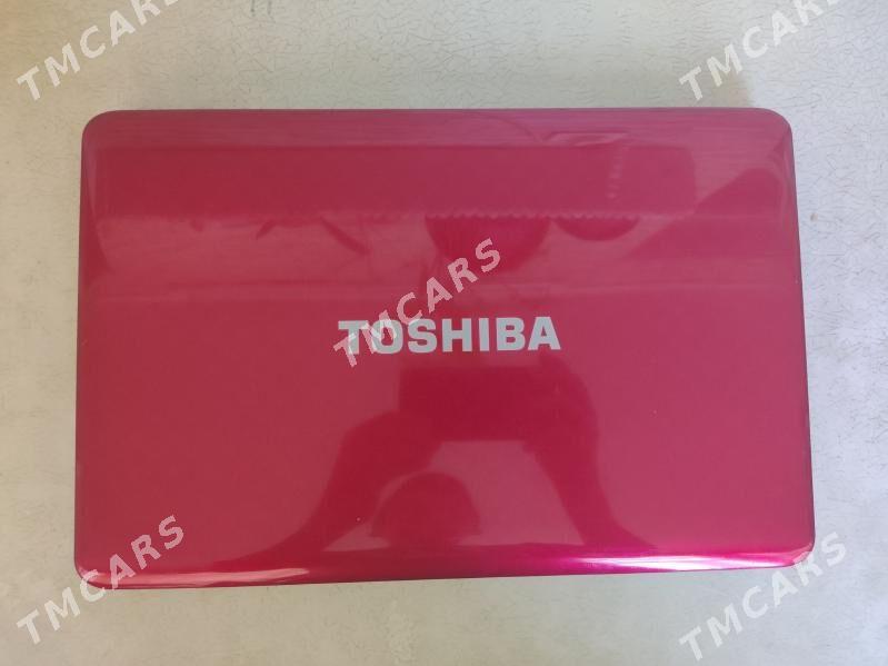 NOUTBUK TOSHIBA - 1 мкр - img 2