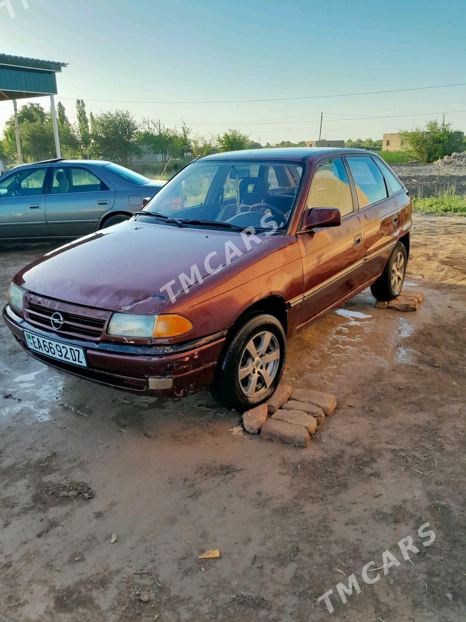 Opel Astra 1992 - 25 000 TMT - Türkmenbaşy etr. - img 3